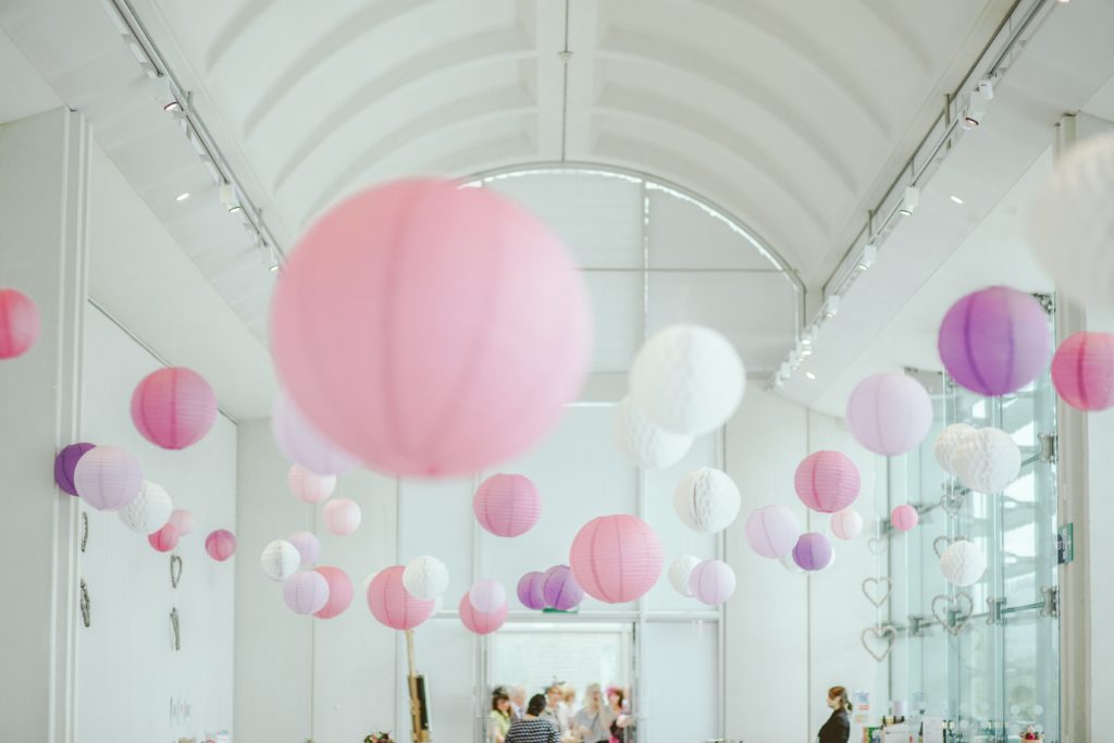 paper balls wedding decor