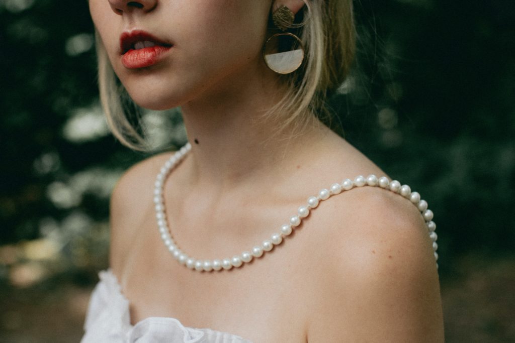pearl necklace on wedding day