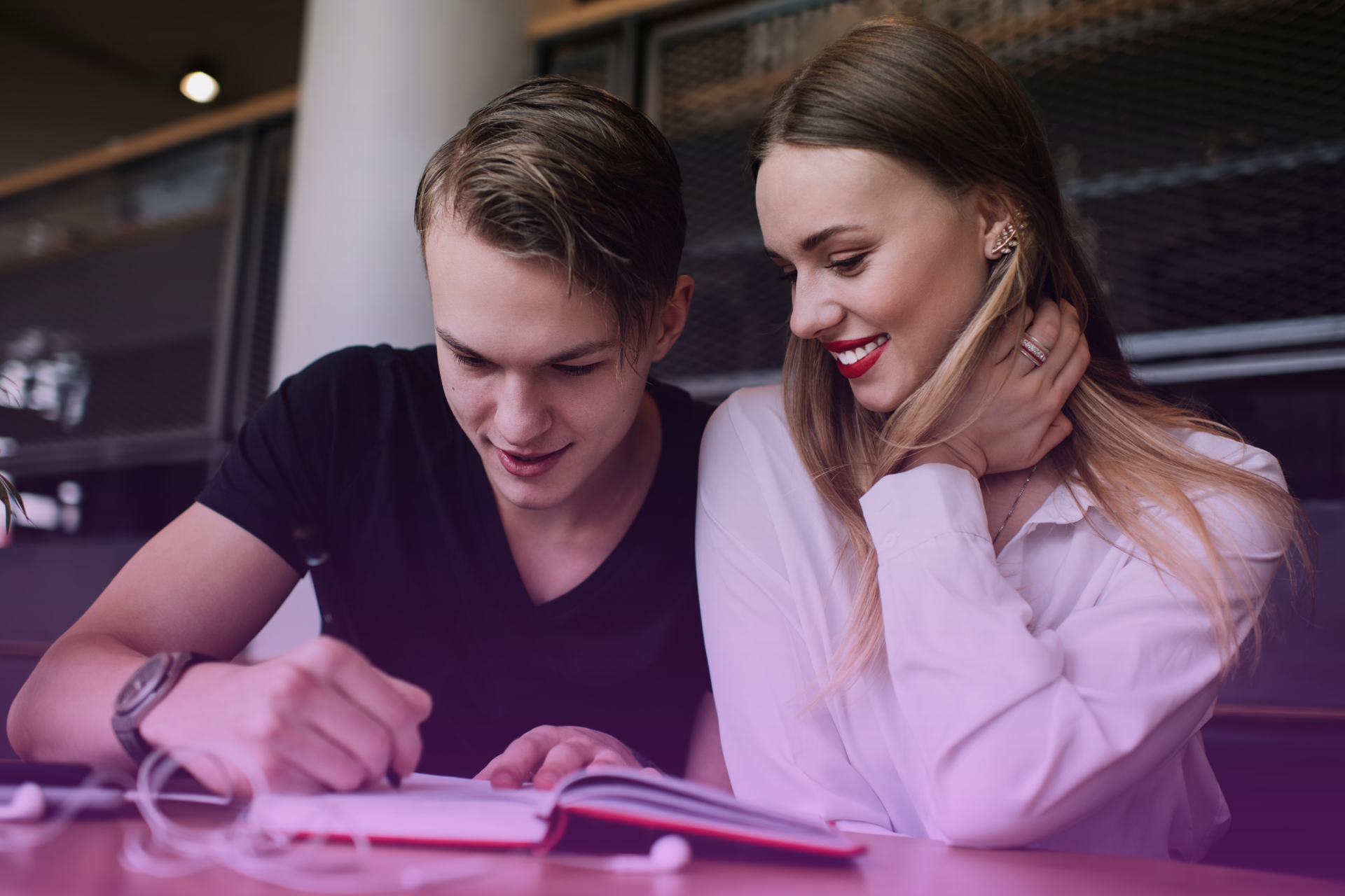 A couple signing a prenuptial agreement in Maryland