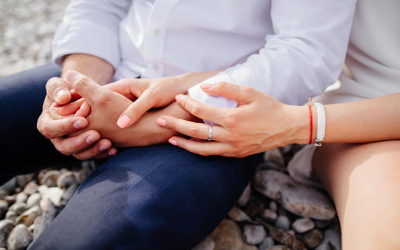 How to Announce Your Engagement Creatively (Without Overposting)