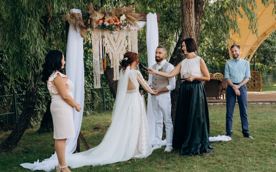 How to Break the News You’re Not Having a Big Wedding