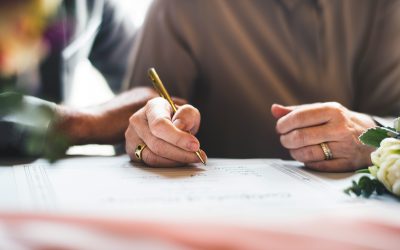 10 Creative Guest Book Alternatives