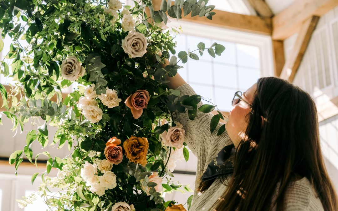 Questions to Ask a Wedding Planner Before Hiring