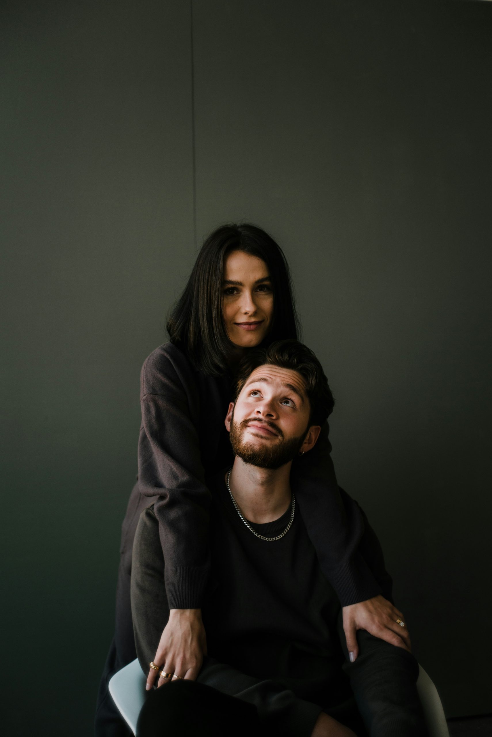 Alabama couple discussing alimony and financial expectations before marriage